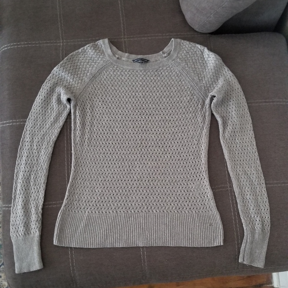 American eagle S sweater